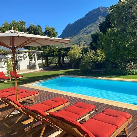Banhoek Corner Guesthouse Stellenbosch Exterior photo